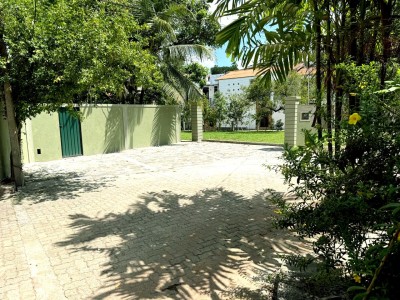 Prime Land for Sale in Thalawathugoda | LKR 3.3 Million Per Perch (LA4901)-2