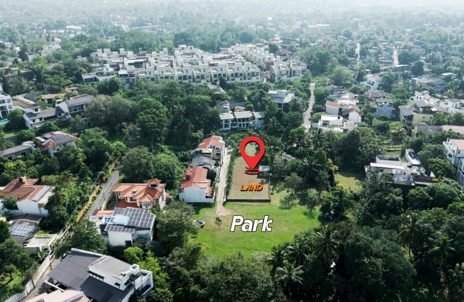Prime Land for Sale in Thalawathugoda | LKR 3.3 Million Per Perch (LA4901)-1