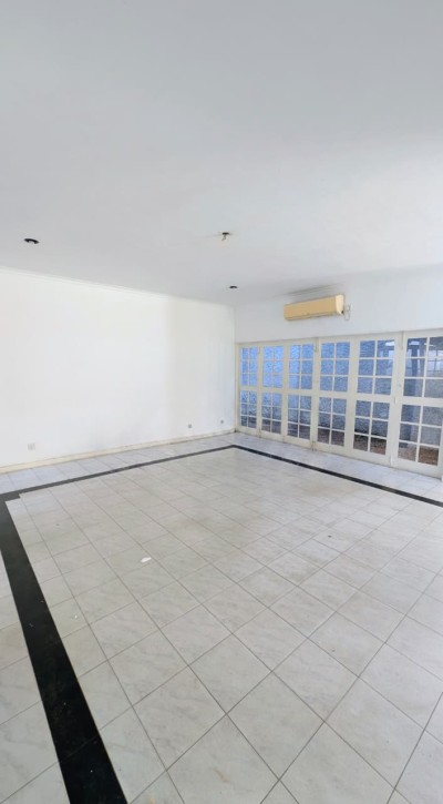 3BR Unfurnished House for Rent in Colombo 07 | LKR 580,000 per Month (HS4920)-4
