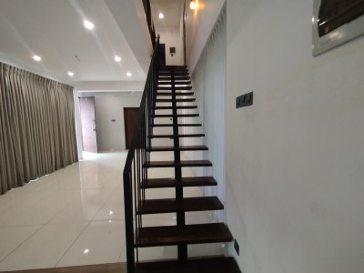 Modern House / Commercial Property for Sale in Mirihana, Nugegoda | LKR 59.5 Million (HS4930)-8