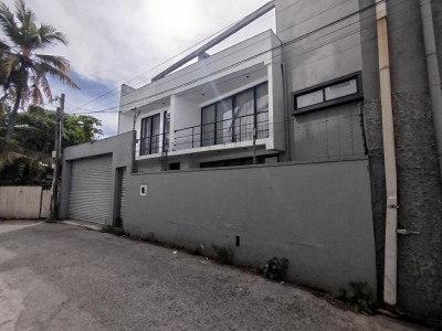 Modern House / Commercial Property for Sale in Mirihana, Nugegoda | LKR 59.5 Million (HS4930)-4