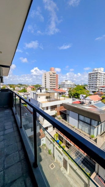 3 Bedroom Apartment for Sale at Cornwall, Colombo 03 | LKR 78.5 Million Negotiable (AP4933)-6