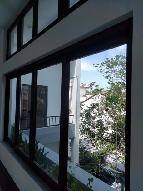 4 Bedroom Modern House for Rent in Colombo 07 | USD 3,700 Per Month (HS4935)-8
