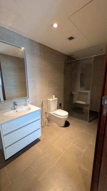 2 Bedroom Semi-Furnished Apartment for Rent at Trizen, Colombo 02 | USD 1,650 Per Month (AP4934)-2