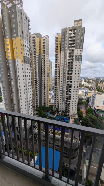 2 Bedroom Semi-Furnished Apartment for Rent at Trizen, Colombo 02 | USD 1,650 Per Month (AP4934)-4