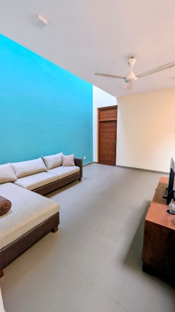 4BR Semi-Furnished House for Rent in Mount Lavinia | LKR 270,000 Per Month (HS4943)-3