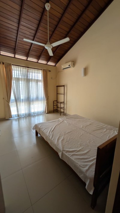 4BR Semi-Furnished House for Rent in Mount Lavinia | LKR 270,000 Per Month (HS4943)-5