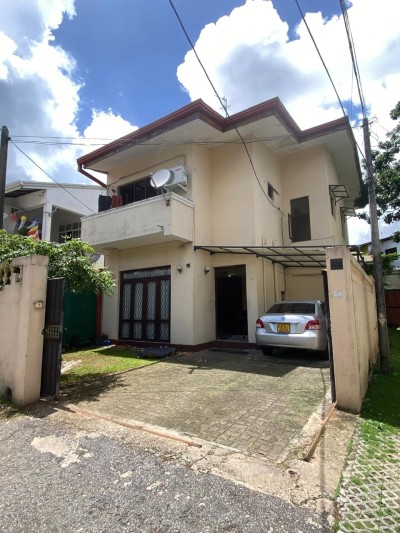 4BR House for Sale in Pagoda, Nugegoda | LKR 46 Million (HS4975)