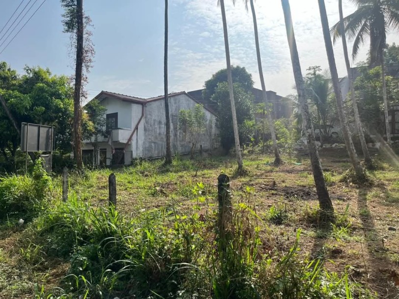 16.5 Perch Prime Land for Sale in Athurugiriya | LKR 45 Million (LA4946)-4