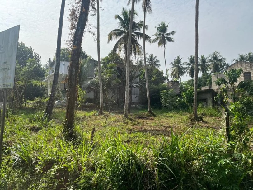 16.5 Perch Prime Land for Sale in Athurugiriya | LKR 45 Million (LA4946)-3