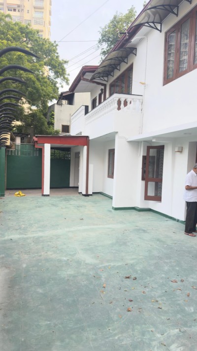 8 Bedroom Two-Unit House for Rent in Colombo 05 | LKR 1 Million Per Month (HS4966)-6