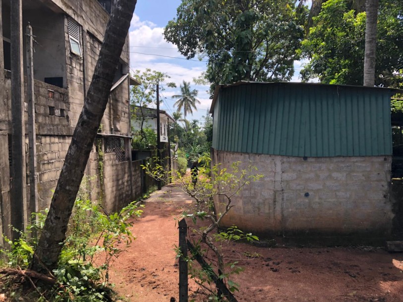 13.8 Perches Prime Land for Sale in Thalapathpitiya, Nugegoda | LKR 31.74 Million  (LA4955)-8
