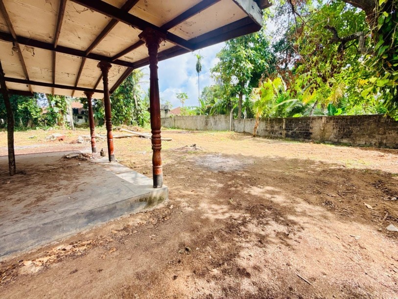 Land for Sale | 98.25 Perches | Maharagama | LKR 7.5 Million Per Perch (LA4958)-9