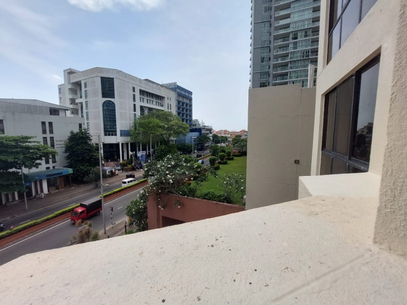 2 Bedroom Apartment for Rent at Crescat Residencies, Colombo 03 | LKR 450,000 Per Month (AP4969)-4