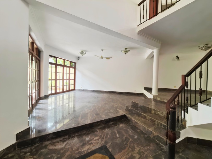 4 Bedroom Architect-Designed House for Sale in Rajagiriya | LKR 225 Million Negotiable (HS4985)-3