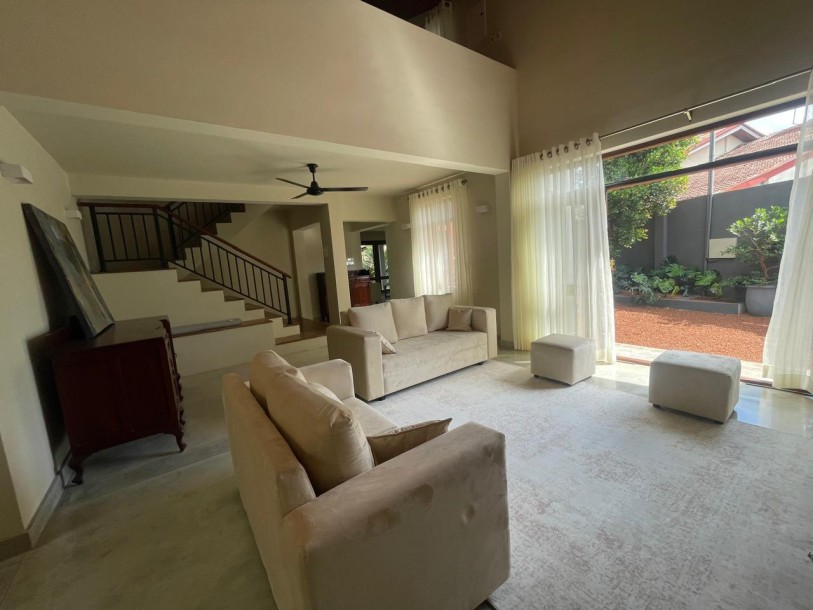 5 Bedroom House with Swimming Pool for Rent in Battaramulla | USD 4,000 Per Month (HS4996)-3
