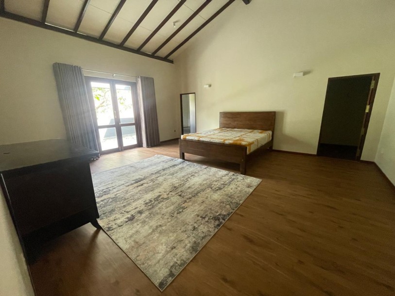 5 Bedroom House with Swimming Pool for Rent in Battaramulla | USD 4,000 Per Month (HS4996)-2