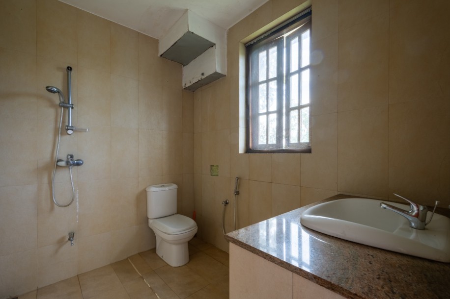 Apartment-Style House with 3 Units for Sale in Nawala | LKR 120 Million (Negotiable) (HS4995)-11