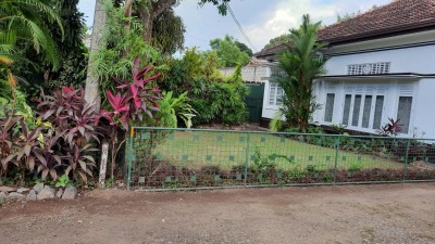 Land with Old House for Sale in Colombo 09 | LKR 85 Million (LA5022)-5