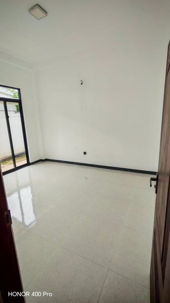 4-Bedroom House for Sale in Malabe, Thunadahena | LKR 35 Million (HS5008)-20