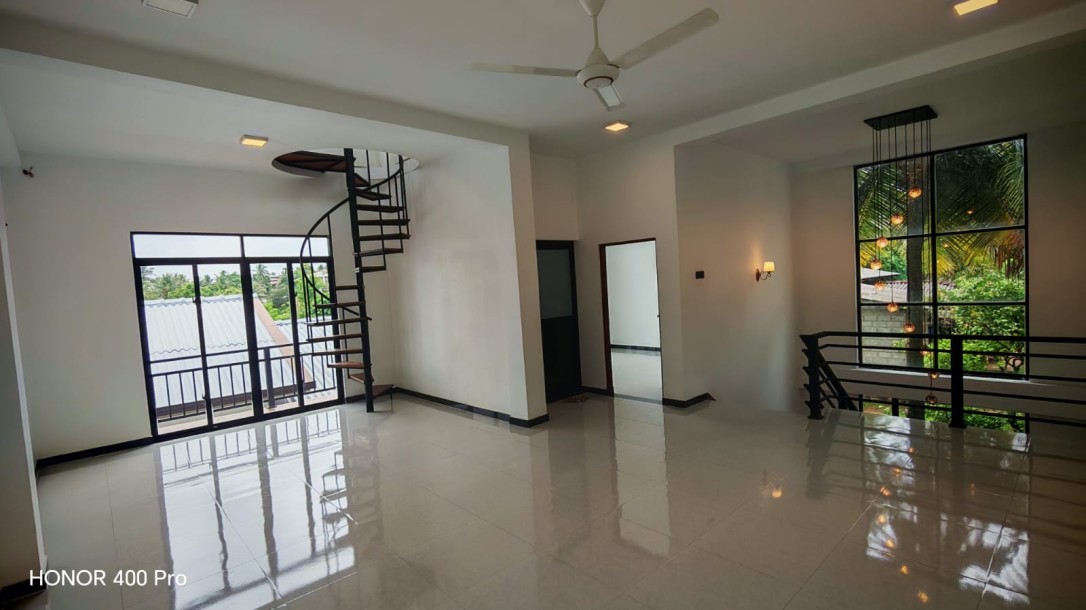 4-Bedroom House for Sale in Malabe, Thunadahena | LKR 35 Million (HS5008)-9