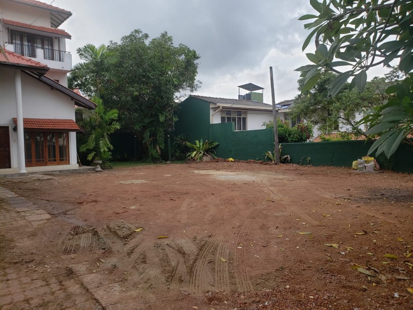 4 Bedroom Three-Storey House for Sale in Pita Kotte | LKR 118 Million (HS5048)-10