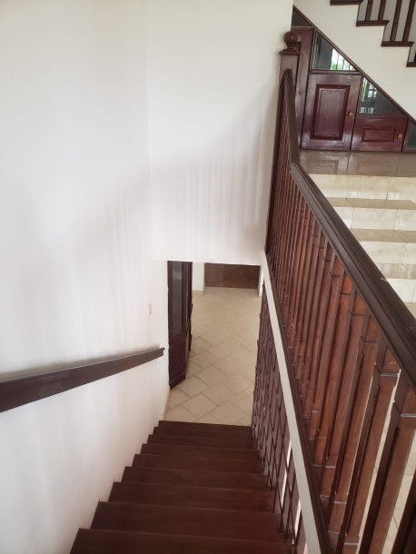 4 Bedroom Three-Storey House for Sale in Pita Kotte | LKR 118 Million (HS5048)-7