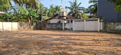20.5 Perches Land for Sale in Udahamulla, Nugegoda | LKR 3.5 Million Per Perch (LA5020)-2