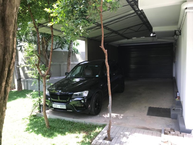 5-Bedroom House for Sale in Kohuwala, Anderson Road | LKR 105 Million (HS5012)-3
