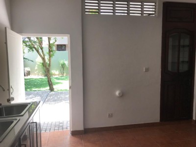 5-Bedroom House for Sale in Kohuwala, Anderson Road | LKR 105 Million (HS5012)-11