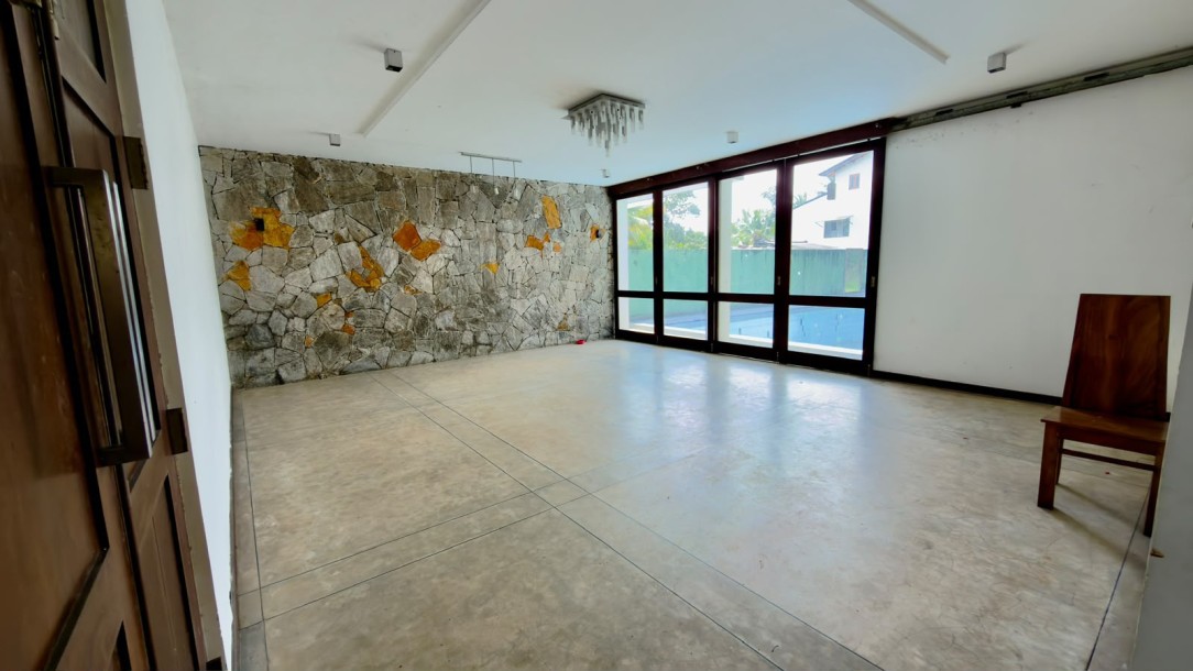 5 Bedroom Luxury House for Sale in Malabe | LKR 175 Million  (HS5044)-15