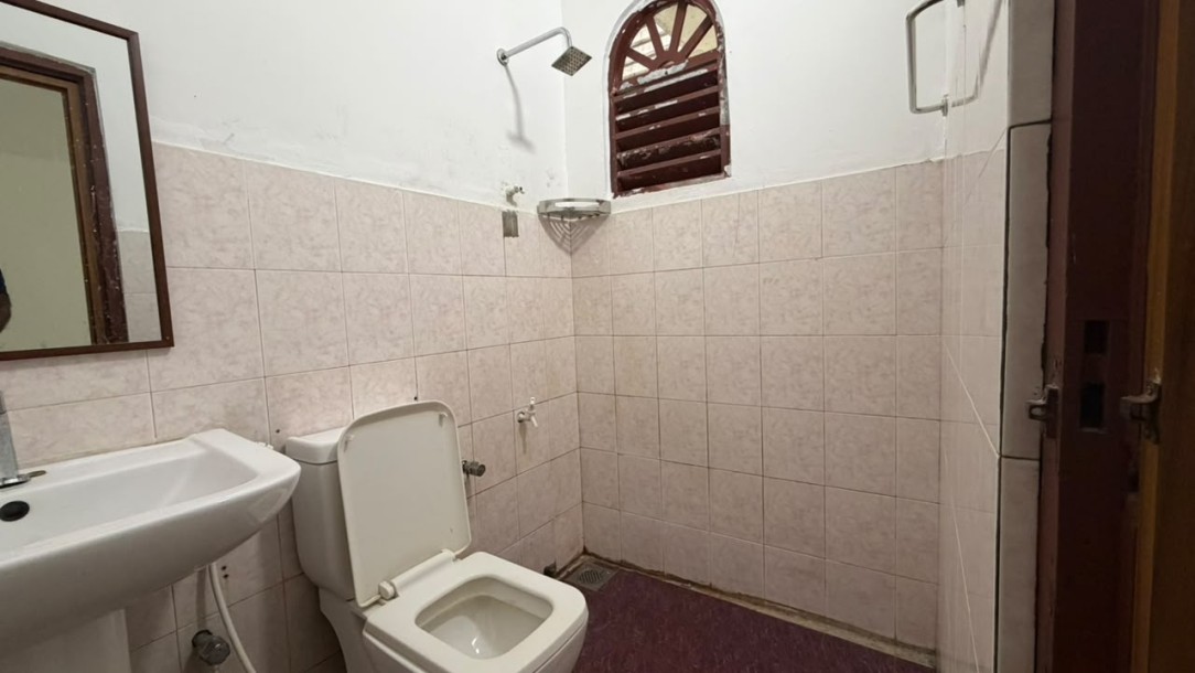 4-Bedroom House for Sale in Kalubowila | LKR 62 Million  (HS5016)-9