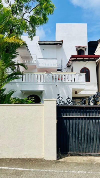 7-Bedroom House for Sale in Nugegoda | LKR 197.5 Million (HS5032)-8