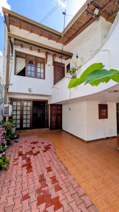4 Bedroom Residential / Commercial Property for Sale in Colombo 05 | LKR 179 Million (Negotiable) (HS5039)-3