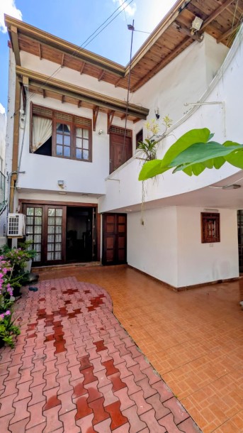 4 Bedroom Residential / Commercial Property for Sale in Colombo 05 | LKR 179 Million (Negotiable) (HS5039)-3