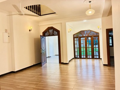 6 Bedroom Modern House for Sale in Bokundara | LKR 67.5 Million (HS5055)-9