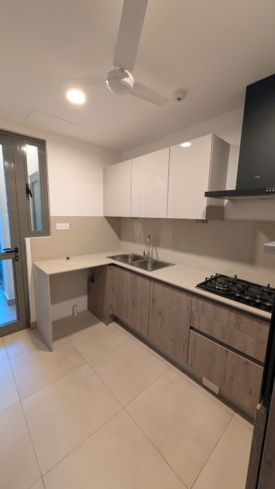 Modern 2-Bedroom Apartment for Sale at Luna Tower, Union Place, Colombo 02 | LKR 93.5 Million (AP5052)-4