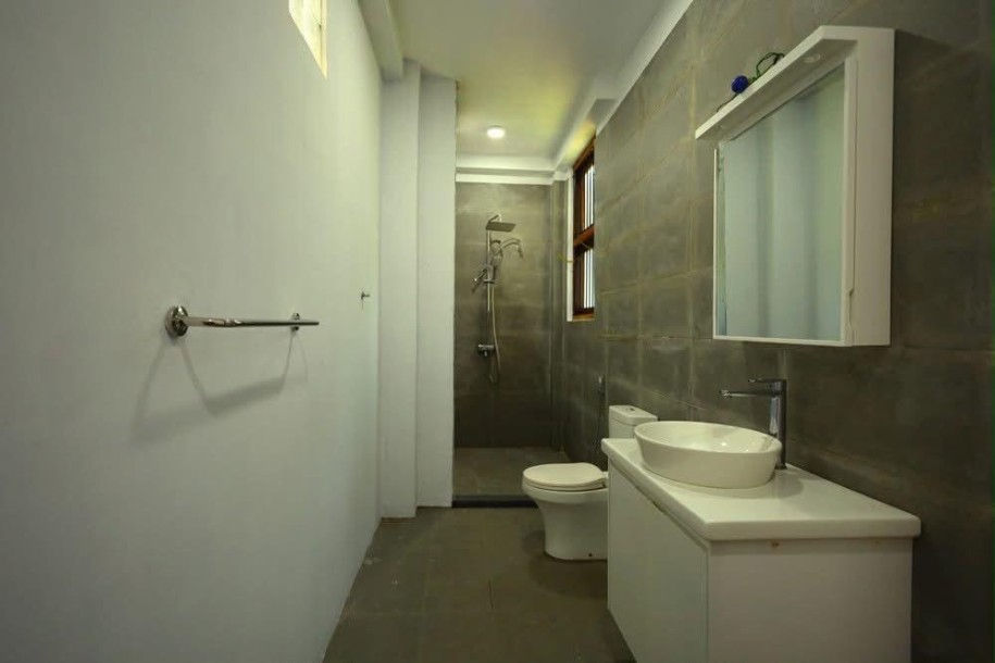 5 Bedroom Modern House for Sale in Maharagama | LKR 75 Million (HS5054)-13
